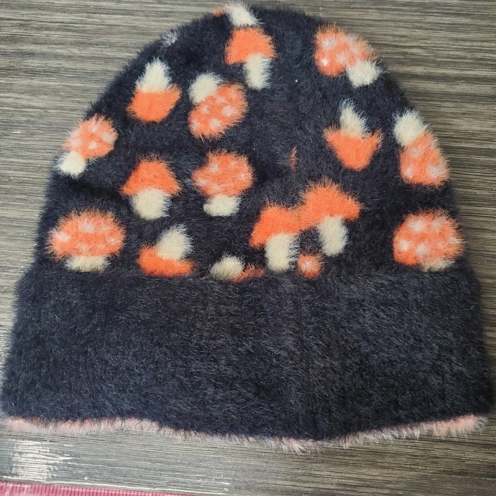 Children's Youth‎ Orange Cap Mushrooms Toadstool Winter Hat - SOFT 100% Acrylic
